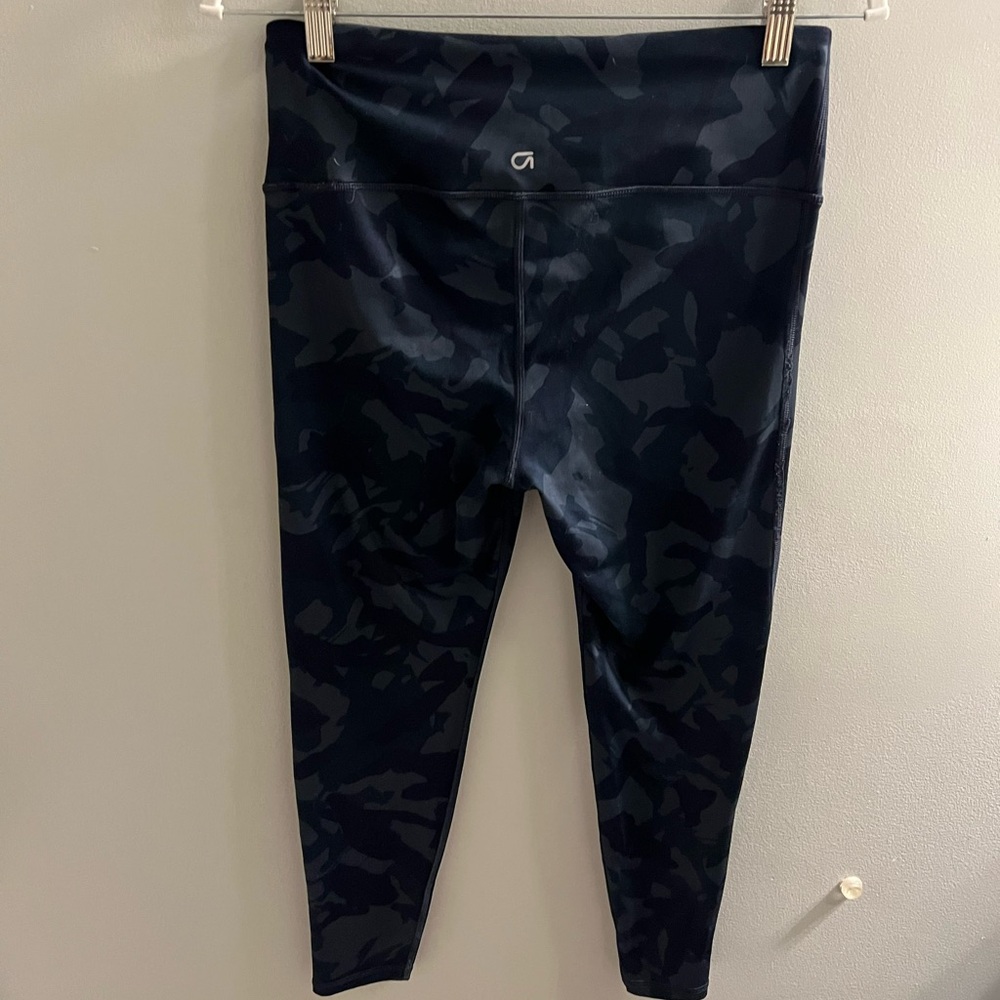 GAP blue camo leggings